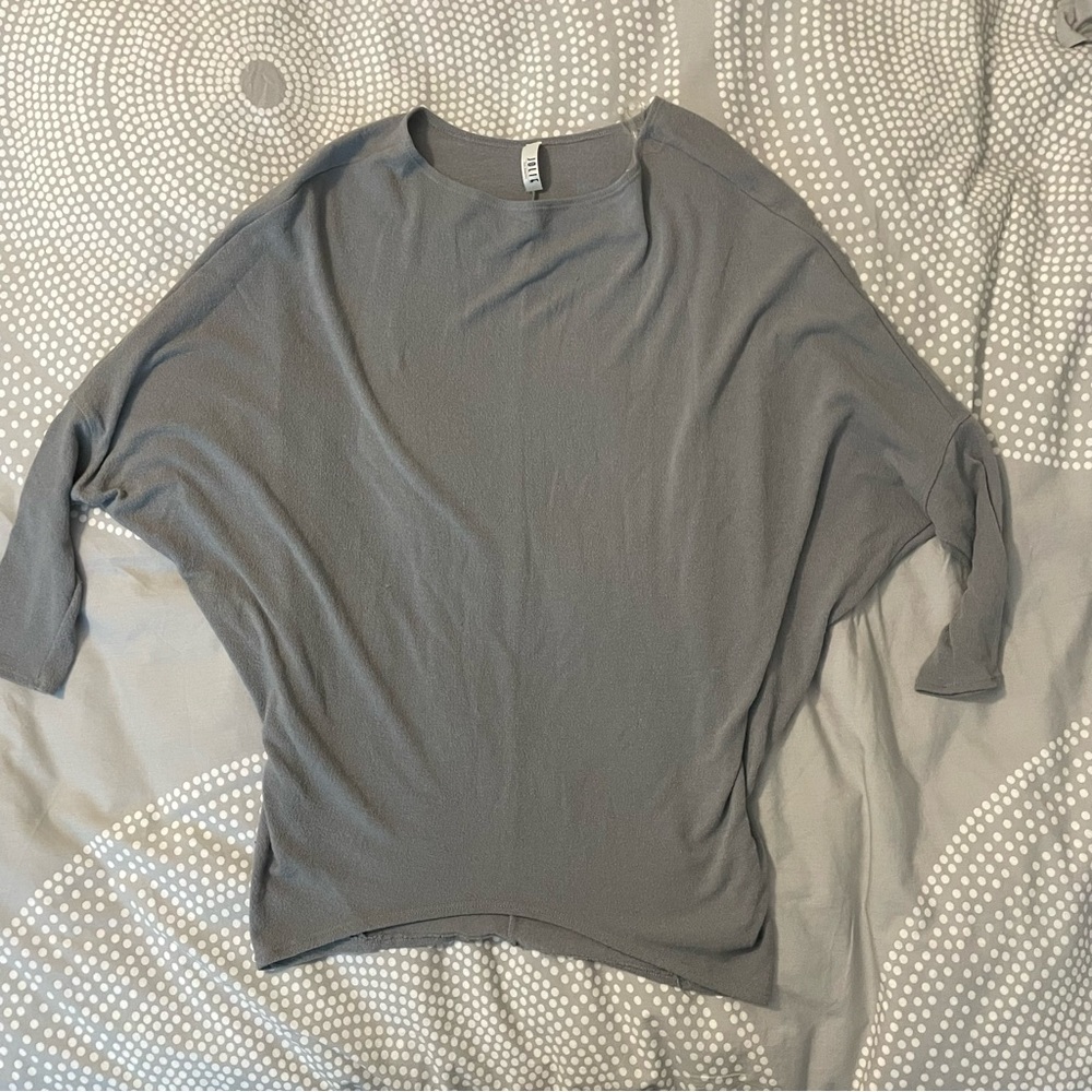 Grey Dolman sleeve top